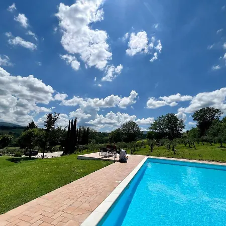 Con Piscina